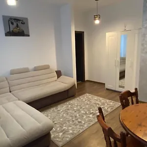 Apartament Militari, Bucureşti