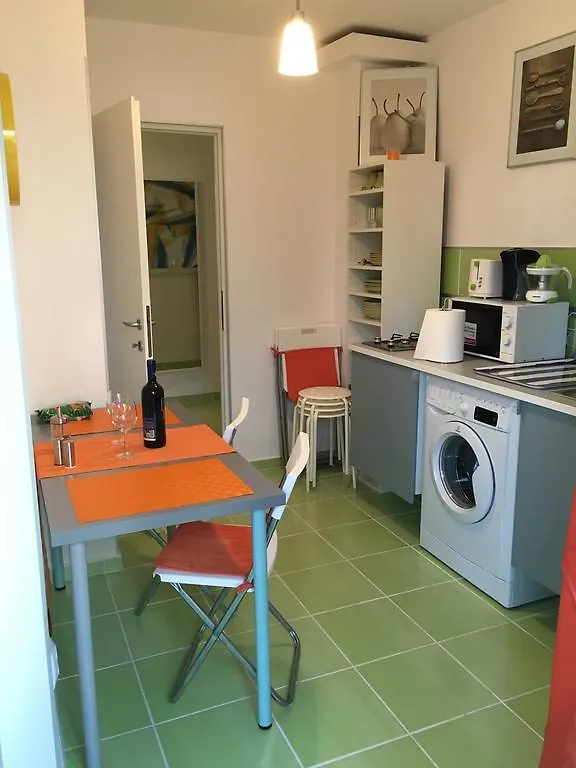 Green Apartment 부쿠레슈티 루마니아