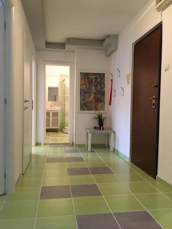 Green Apartment 부쿠레슈티 0*,  루마니아