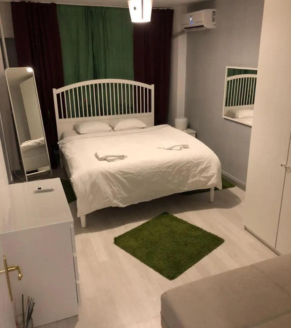 Green Apartment 부쿠레슈티