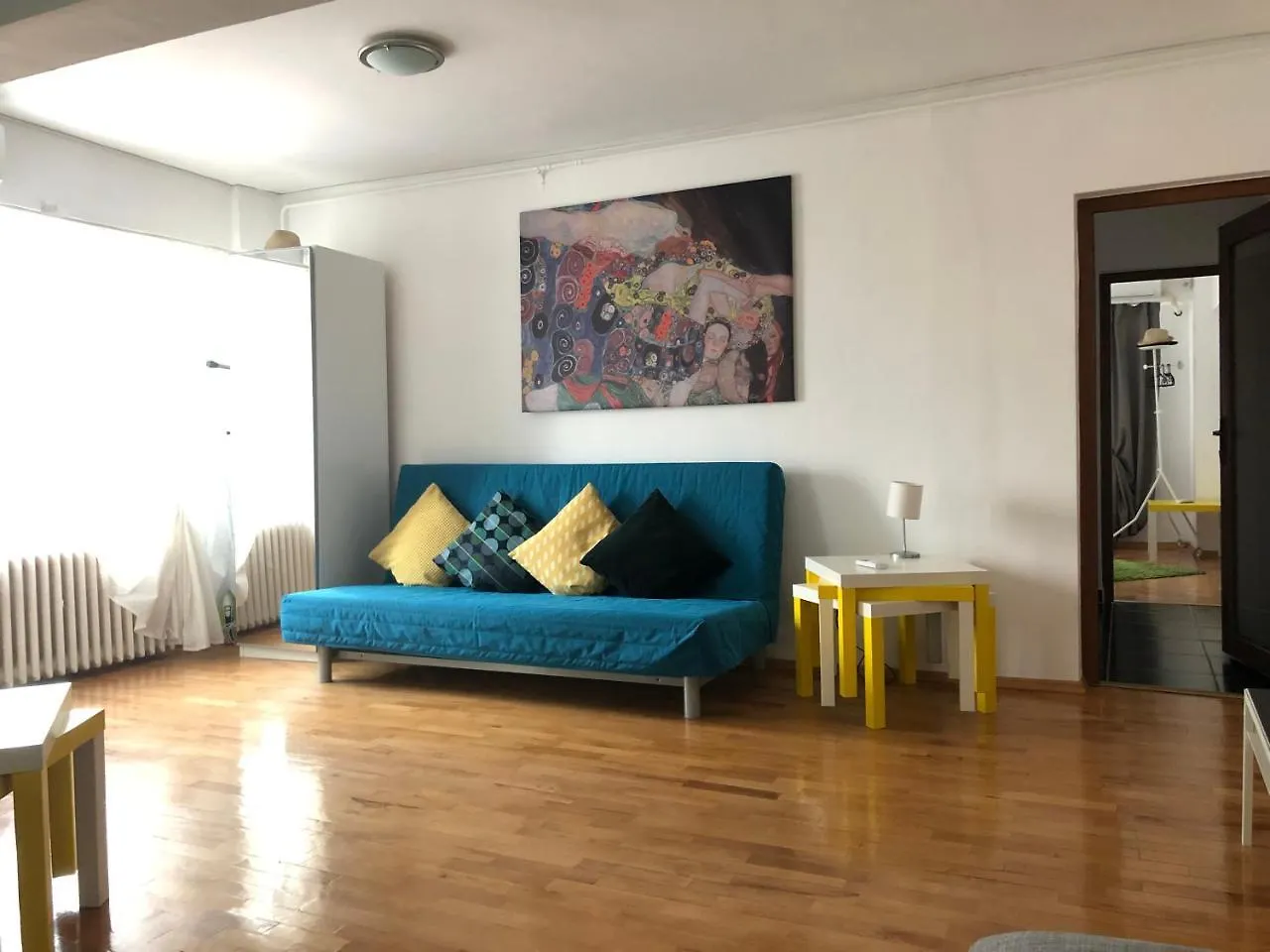 Green Apartment Bucureşti