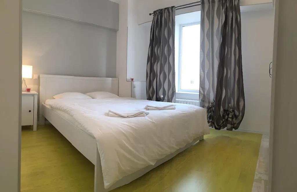 Green Apartment Bucureşti