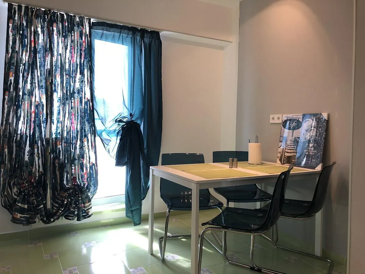 Green Apartment Bucureşti 0*,