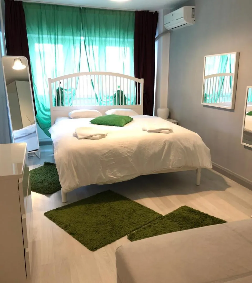 Green Apartment Bucureşti